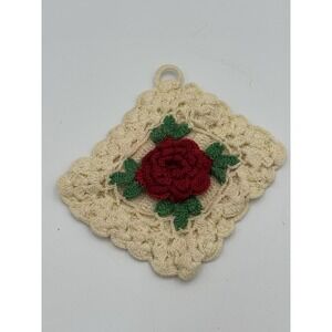 VTG  Granniecore Red Rose Granny Square Crochet Potholder‎ Trivet